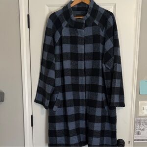 Tahari Plaid Black and Gray Coat